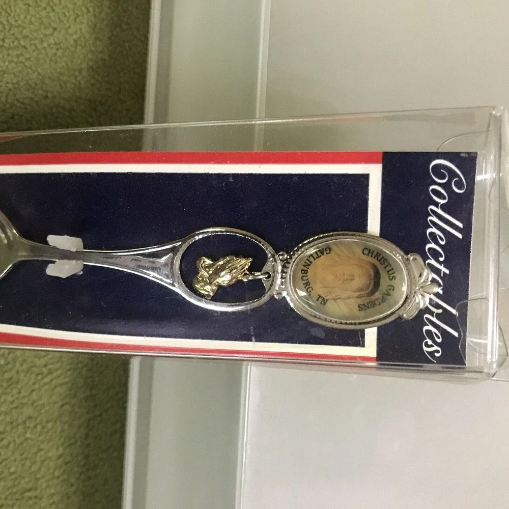 N/A collectible souvenir